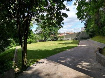 Casa · 229m² · 4 Quartos · 10 Vagas · Casa de condomínio em área de preservação, condomínio único na cidade.