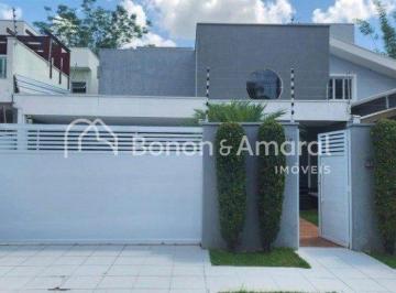 Casa · 179m² · 3 Quartos · 4 Vagas · Sobrado Impecavél no Residencial Terras do Barão