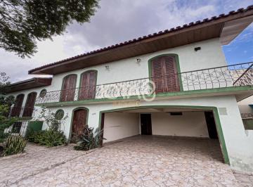 Casa · 281m² · 4 Quartos · 4 Vagas · Casa à venda - em Guabirotuba