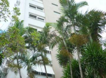 01 FACHADA · Gigantesco apartamento em edifício tradicional