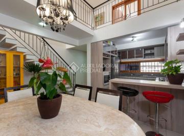 Sala de estar · Casa semi mobiliada com 3 dormitórios e garagem em Ipanema
