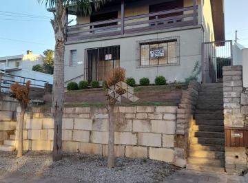 608068_i39b2m84_60806866917a906dc40.jpg · Casa com 2 Pavimentos no Bairro Santa Catarina