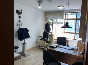 441380_i0Pb5eY1781ihGP_44138064f859be1b2f7.jpg · Sala comercial, com 1 vaga de garagem escriturada, Centro Histórico, com 2 ambientes, e 2 banhei