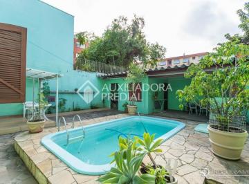 166602_ieHL69R515J0099_1666025be347a9428f2.jpg · Casa com 4  quartos, piscina, churrasqueira.