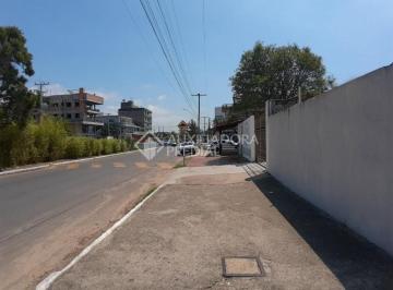 01 · CASA COM TERRENO GRANDE