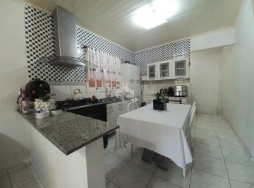 604334_i3gE91m5_604334668449c36e957.jpg · Casa 2 dormitorios, sala de estar, cozinha, 1 banheiro socia, garagem coberta para 3 carros, pátio m
