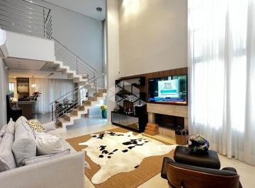 472645_igckR165nq6i_472645666a078830814.jpg · CASA RESIDENCIAL ALTO PADRÃO À VENDA COM 4  QUARTOS SENDO 1 SUÍTE MASTER E 4 VAGAS GARAGEM NO BAIRRO