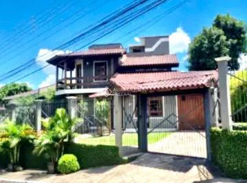 Casa · 250m² · 3 Quartos · 2 Vagas · Sobrado com 250m² privativos, com vista panorâmica para Porto Alegre. Possui 3 quartos, 1 suíte, clo