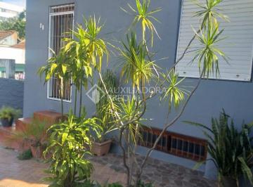 348373_i195B3_3483736123b6eb2a29e.jpg · Sobrado no bairro Jardim Floresta no terreno com 18,04m x 10,00m. onde constam 3 casas.