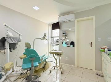Comercial · 31m² · 1 Vaga · Ótima sala com consultório odontológico mobiliad próximo a Protásio Alves, com garagem escriturada.