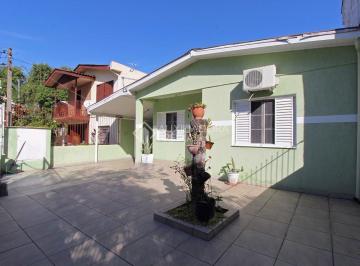 374081_i4Xb4996_374081629a17b50f3c6.jpg · Casa reformada, com 3 quartos, churrasqueira, 4 vagas de garagem, ótima localização
