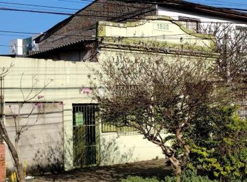 483149_il5352y3_483149667b3222f26a8.jpg · Terreno Plano com ConstruçÃo em Alvenaria de 246m² no Partenon