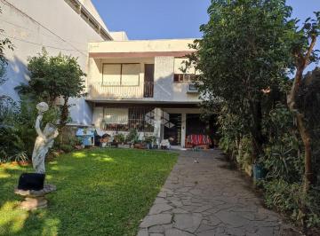 214943_i3g37493E4D1_21494361e6e0dc560e7.jpg · 5 DORMITÓRIOS, 2 SUITES E 2 LAVABOS