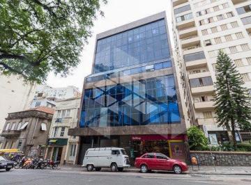 135701_i1545S39O7yTxguL_13570162ed725e75119.jpg · SALA/CONJUNTO COMERCIAL À VENDA, COM VAGA DE GARAGEM, ELEVADOR E PORTARIA, LOCALIZADO EM FRENTE À SA
