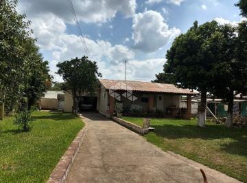121501_i4X19J7_1215015e5d2ad4068f4.jpg · Casa/Sítio com 2 casas no terreno arborizada