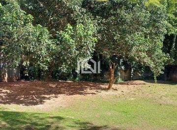 Terreno em condomínio com ótima topografia. · Terreno à venda - na Granja Viana