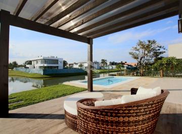 362455_itf26l8F083r90193_36245564871ae737015.jpg · CASA NO CONDOMÍNIO ILHAS PARK COM CINCO SUITES E ACESSO AO RIO