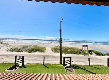 465165_iz7r278_46516565d785b78cfce.jpg · Excelente sobrado em Atlântida pé na areia