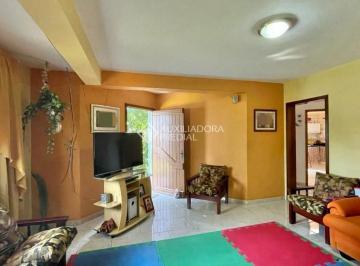 Casa · 238m² · 3 Quartos · 2 Vagas · Casa estilo sobrado com 3 quartos sendo 1 suíte no bairro Ideal em Novo Hamburgo
