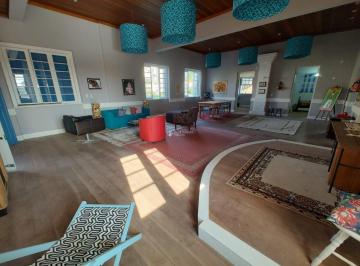 432171_if699ZqgVi_43217164c3d6675f46f.jpg · Casa com 3 dormitórios e garagem