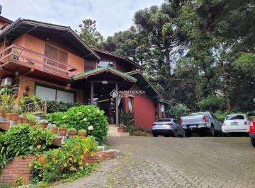 419222_iCi821B04lp44T_4192226479e37ce6ead.jpg · Casa pousada em atividade com 15 suítes à venda.
