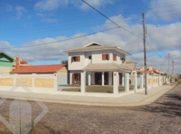 05 · Casa no bairro Centro