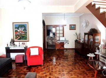 07 · Maravilhosa Casa 3 dormitórios com piscina