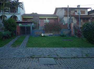 389752_i8Je3_3897526357feffd178d.jpg · Casa, 220m², 3 dorm, suite, amplo patio, com árvores frutíferas. Elevador na parte térrea.