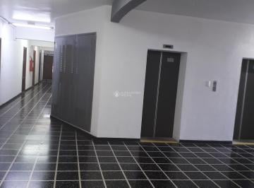 189076_i41vM_1890765d150519043cb.jpg · Amplo apartamento na Galeria Nação.
