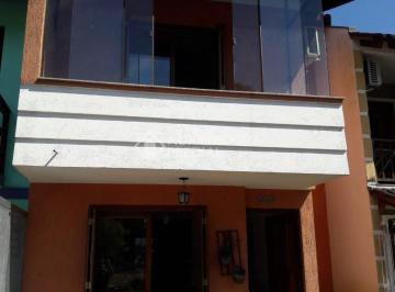 Casa · 125m² · 3 Quartos · 1 Vaga · Sobrado com 3 dormitorios/quartos com sacada, 2 banheiros, sala, cozinha americana, 1 vaga.