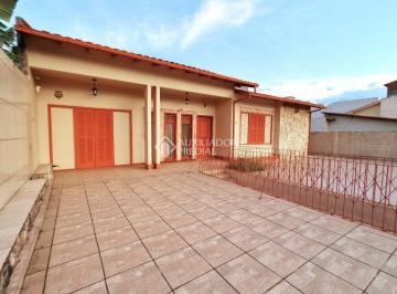477656_i39N5_477656666a8153d49a7.jpg · Casa com 5 Quartos, Edícula, Quintal Amplo no Centro de Imbituba/SC