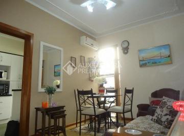346037_i77zNoe6w71nzu40oGeuo_34603760feda069d9b6.jpg · Amplo apartamento de 2 dormitórios no bairro Santo Antônio