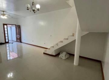 283242_iz49S32LwY73L7YD9_28324267fd9da0f2006.jpg · Amplo terreno com ótima casa de 2 pisos no bairro Azenha