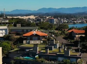 375430_i1g423J9_3754306823387c32c91.jpg · Casa em condomínio de alto padrão em Torres