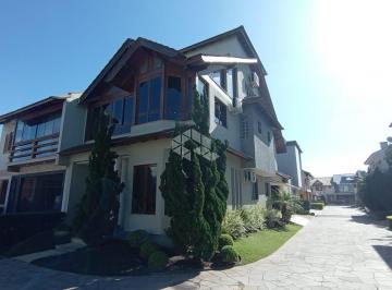 240698_i5U1YU98R47_24069862d01a0b347e8.jpg · CASA EM CONDOMÍNIO 3 DORMITÓRIOS, 5 BANHEIROS E 3 VAGAS