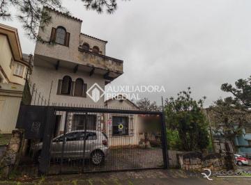 348150_iZ7mQHTC9S_348150611ea2089db1d.jpg · CASA EM ZONA NOBRE E TRADICIONAL!