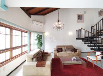 Casa · 350m² · 3 Quartos · 7 Vagas · Casa de 03 dormitórios sendo 3 suítes com 350 m² no Centro de Canoas.