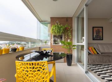 Apartamento · 123m² · 3 Quartos · 3 Vagas · Apartamento mobiliado com 3 dormitórios, sendo 1 suíte, 3 vagas de garagem no bairro Itacorubi em Fl