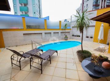 508949_i68D9_50894965ec5af7b11c8.jpg · Casa residencial semimobiliada com 3 dormitórios e sendo 1 suíte, 2 vagas de garagem no Centro de Fl