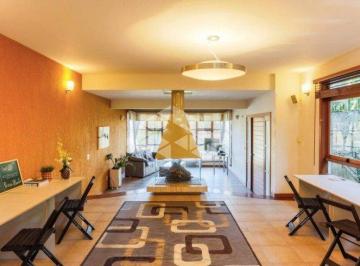 008 · CASA SEMIMOBILIADA 5 DORMITÓRIOS 4 SUÍTES ESPAÇO GOURMET E 5 VAGAS PRÓXIMA À SC 401 EM FLORIANÓPOLIS