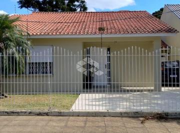 Casa · 249m² · 4 Quartos · 2 Vagas · CASA SEMI MOBILIADA COM 4 DORMITÓRIOS, 1 SUÍTE E 2 VAGAS - IGARA