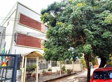 Apartamento · 90m² · 3 Quartos · 1 Vaga · Apartamento térreo localizado no Menino Deus