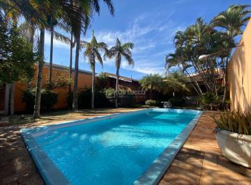 0 · Casa 3 dormitórios