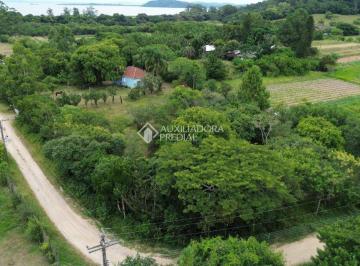 Rural · 6610m² · 1 Quarto · 3 Vagas · Sítio na Avenida, bairro Lami.