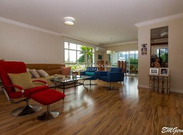Apartamento · 209m² · 3 Quartos · 2 Vagas · Apartamento à venda com 3 quartos, 1 suíte, 2 vagas no Itacorubi em Florianópolis-SC.