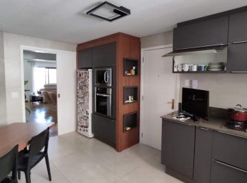 444303_iZm6m4103L7o3498a5g2c_444303651484f684f4f.jpg · Apartamento à venda 4 quartos, 1 suíte, 3 vagas no centro, Florianópoiis-SC.
