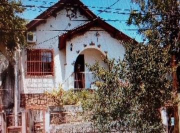 01 · Auxiliadora Predial vende Casa 4 Dormitórios 128m2, terreno 450m2.