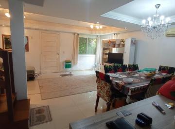 Casa · 213m² · 3 Quartos · 2 Vagas · Casa em condomínio com 3 quartos, 1 suíte 2 vagas pronto para morar