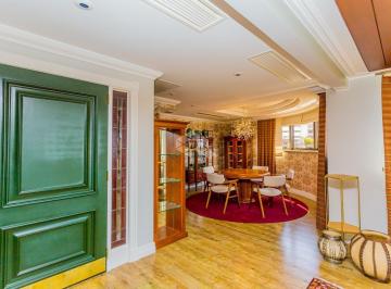 Apartamento · 258m² · 3 Quartos · 4 Vagas · APARTAMENTO NO CORAÇÃO DO BELA VISTA