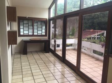 212315_il88B4K0N0349O5u2_21231561ad801c1b8d7.jpg · Casa com 4 suítes sendo uma com terraço, 3 vagas de garagem cobertas, 5 banheiros